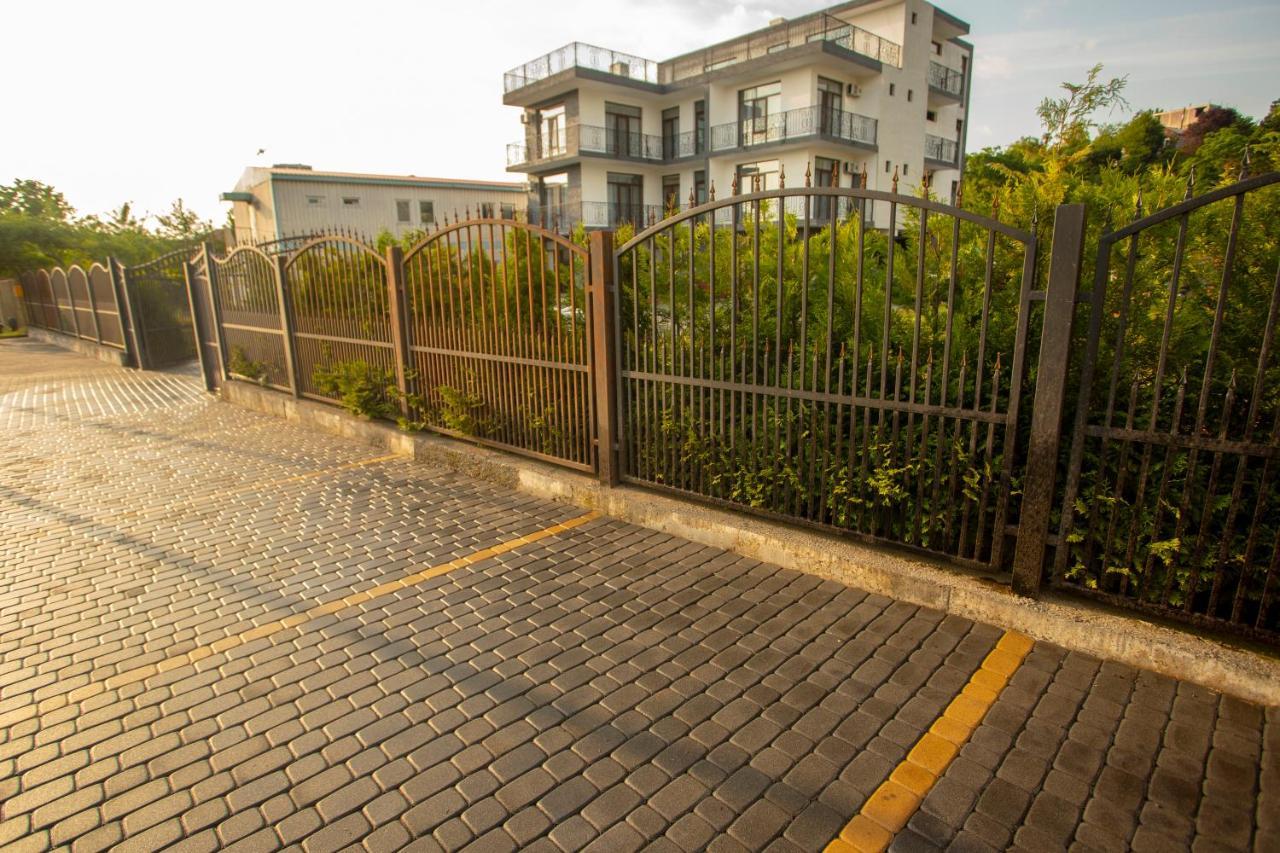 Pollux Hotell Batumi Eksteriør bilde