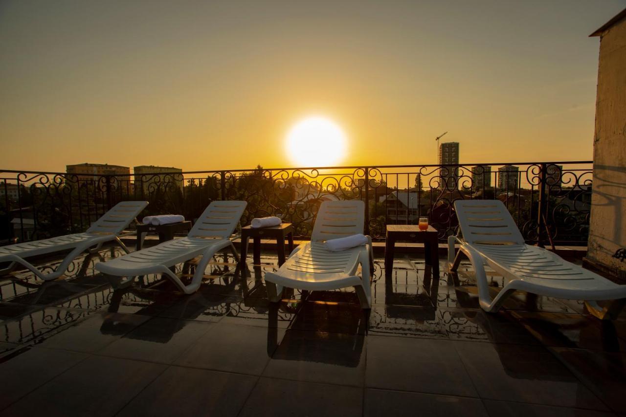 Pollux Hotell Batumi Eksteriør bilde