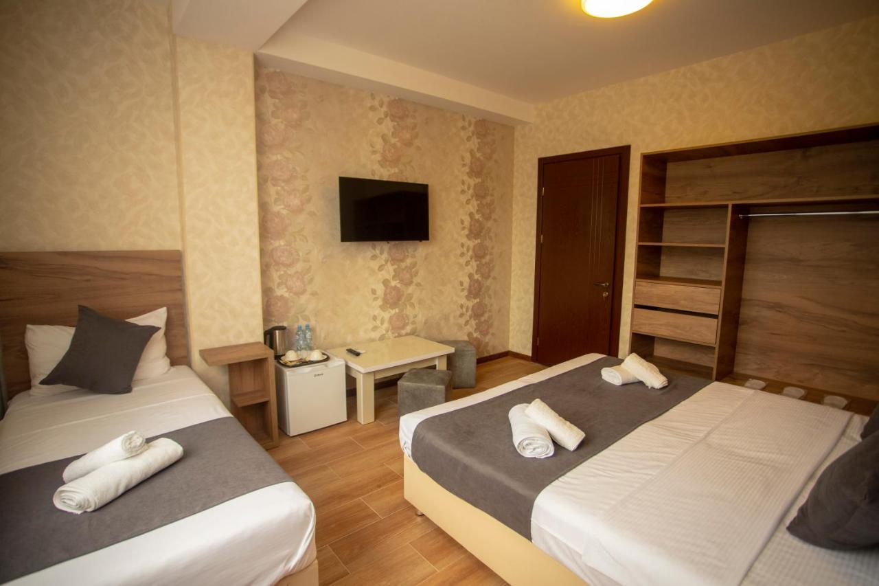 Pollux Hotell Batumi Eksteriør bilde