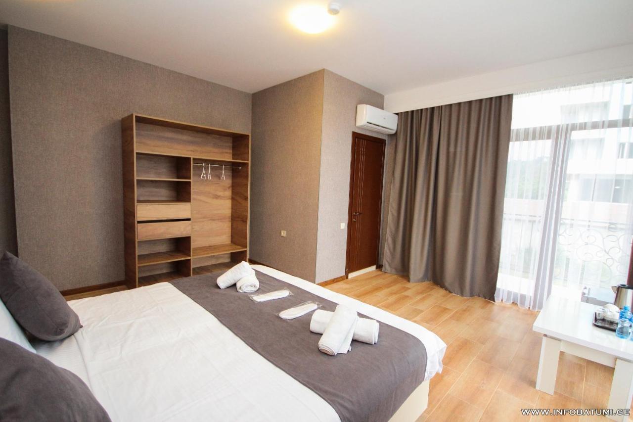 Pollux Hotell Batumi Eksteriør bilde